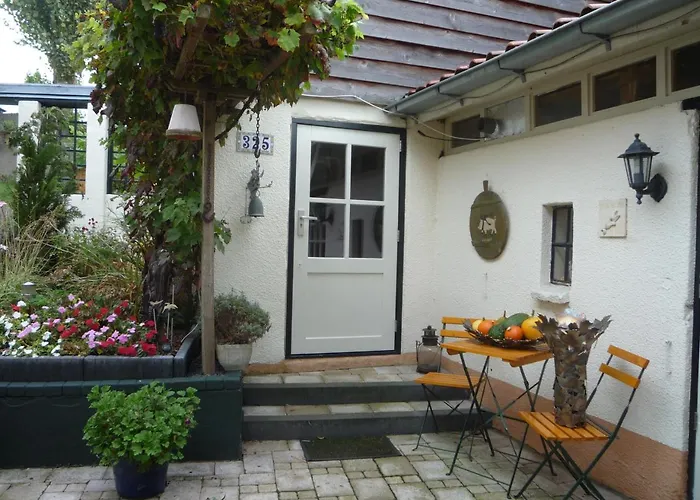 La Cigale Bed and Breakfast 4*